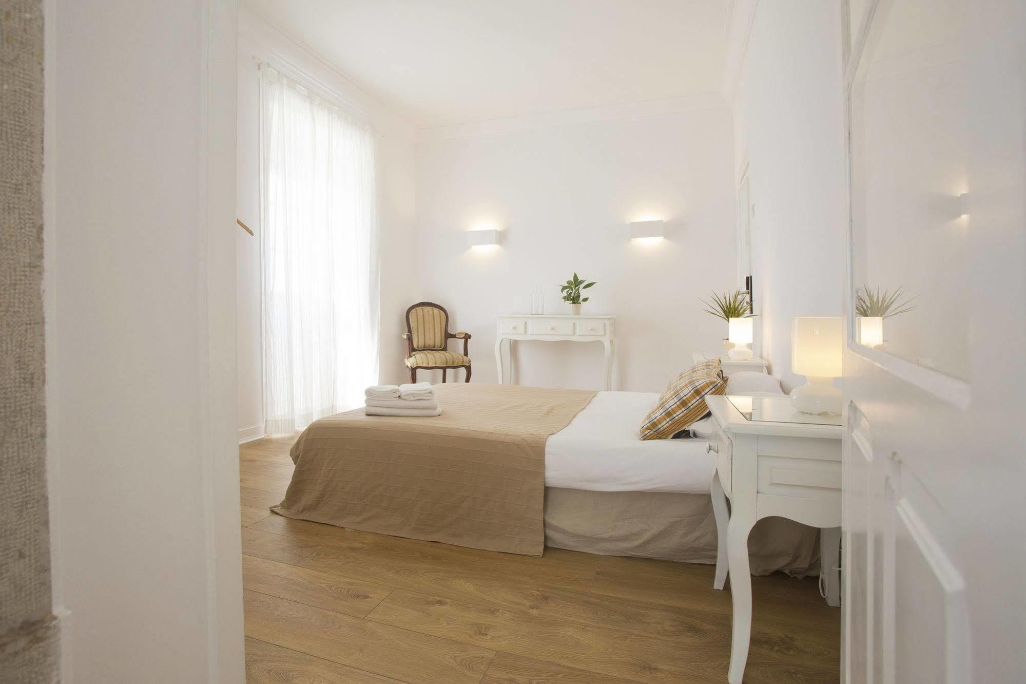Amar Hostel & Suites Ericeira Exterior photo