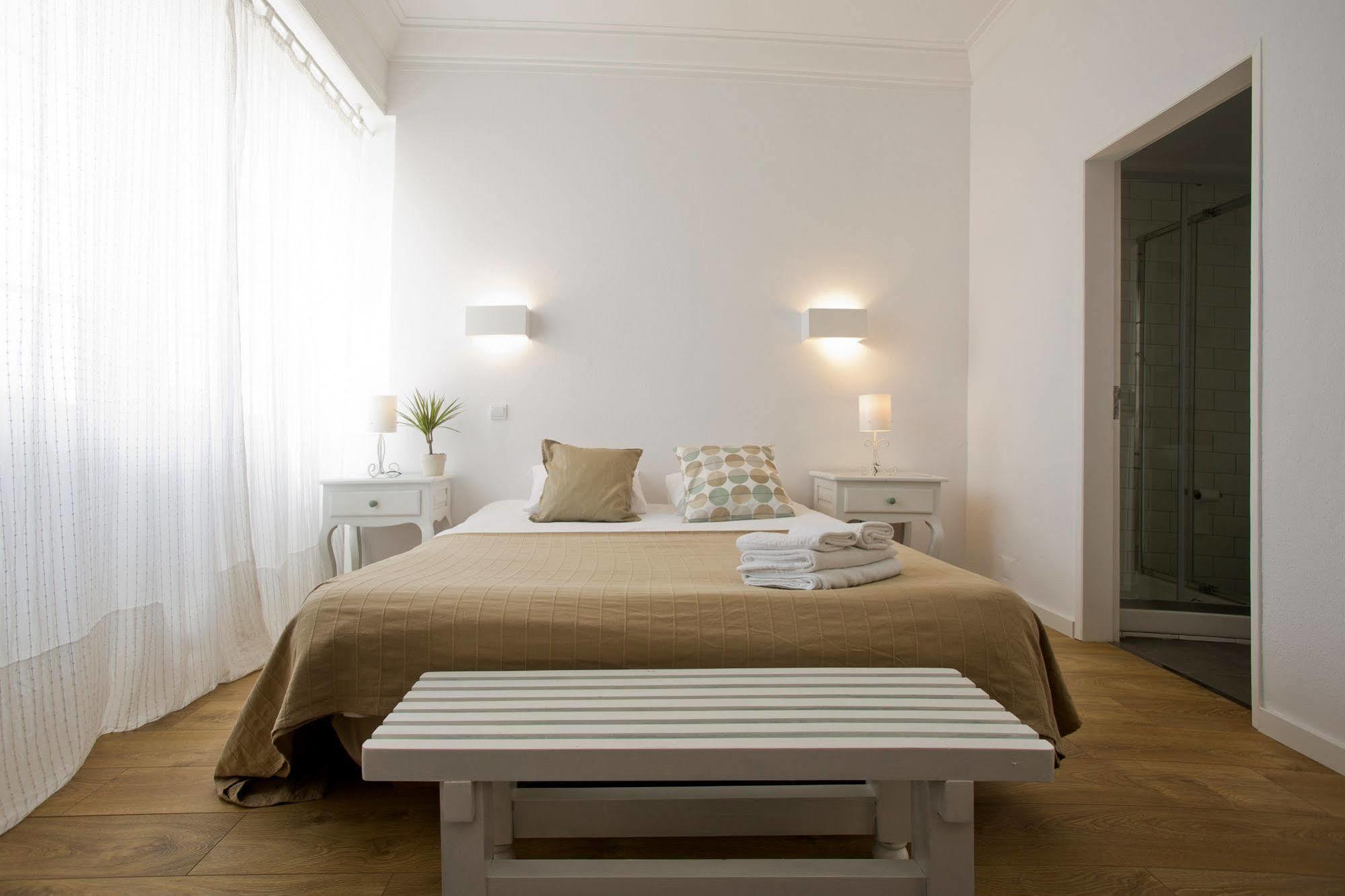 Amar Hostel & Suites Ericeira Exterior photo