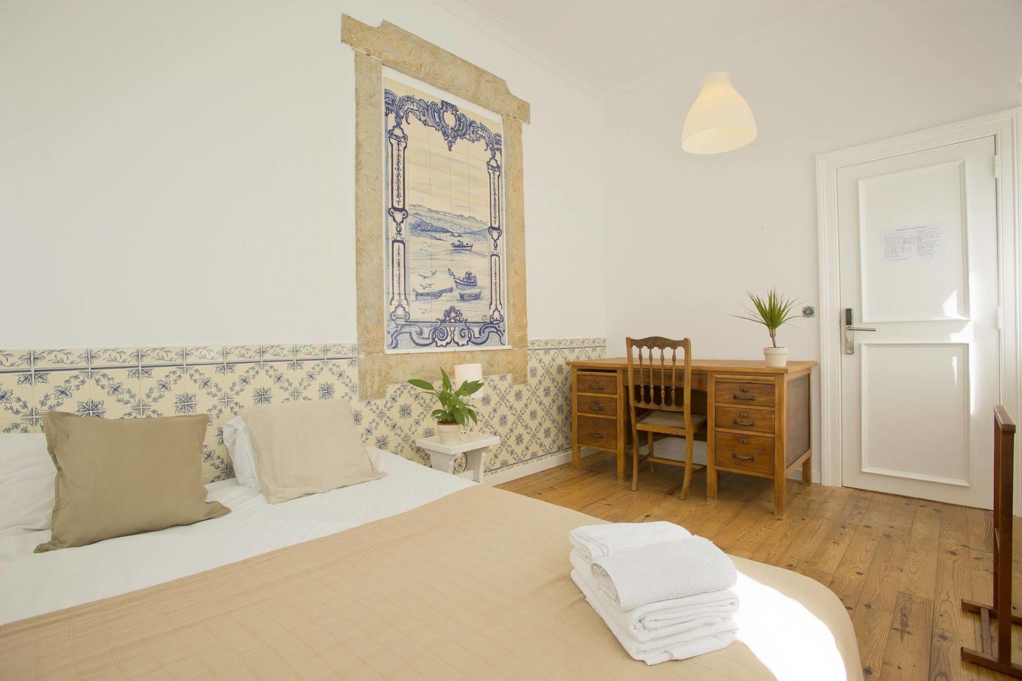 Amar Hostel & Suites Ericeira Exterior photo