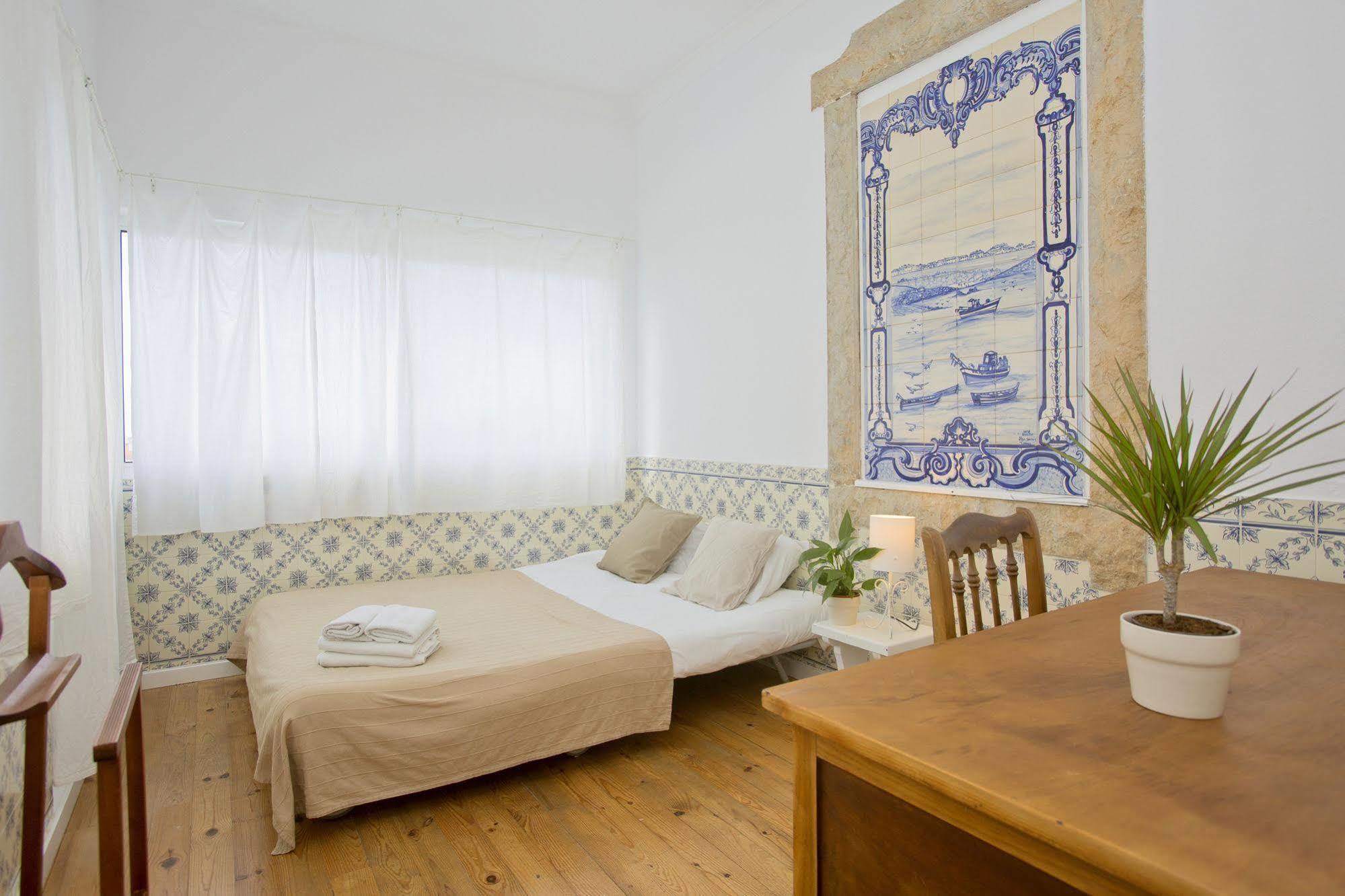 Amar Hostel & Suites Ericeira Exterior photo