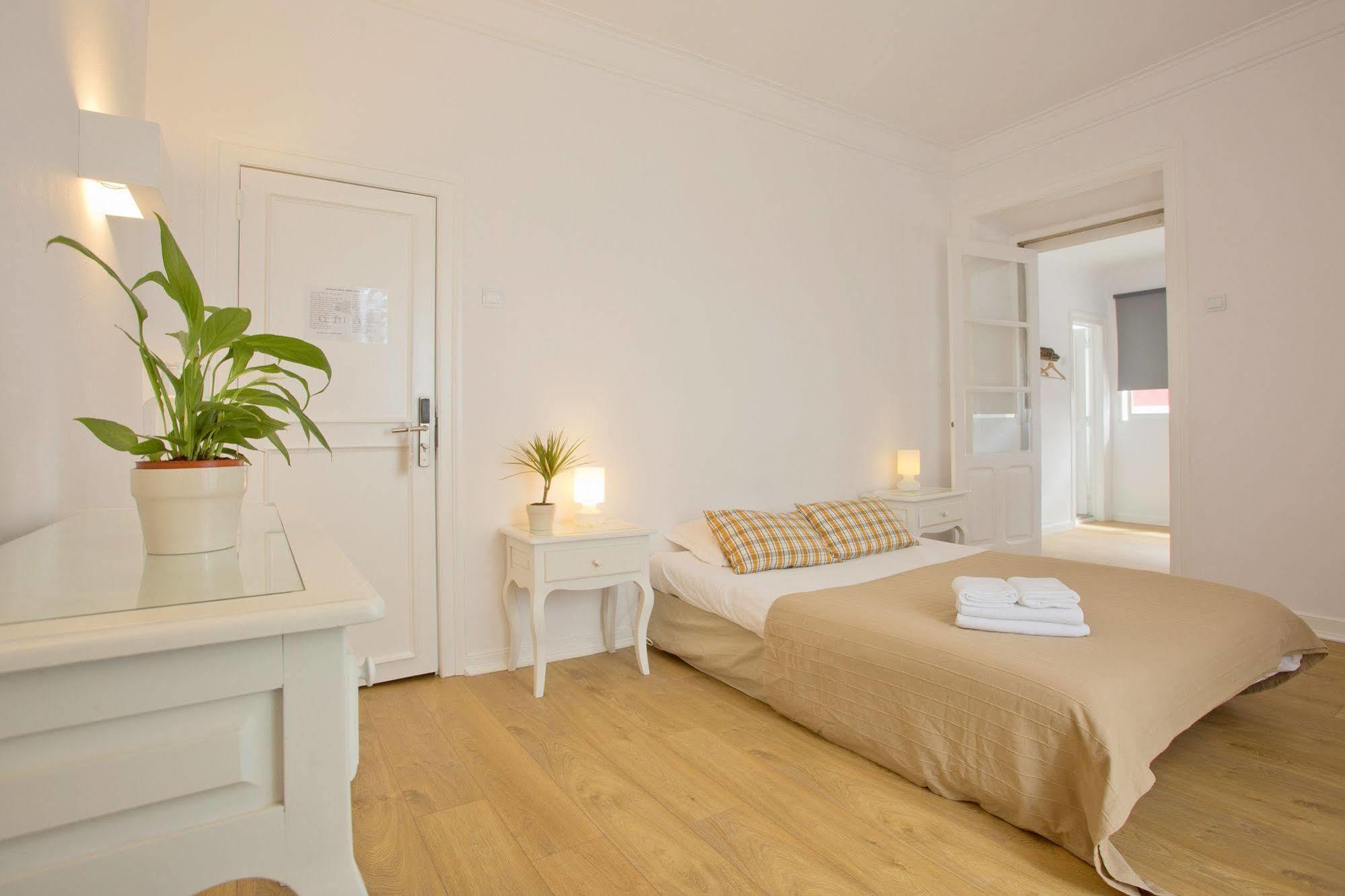 Amar Hostel & Suites Ericeira Exterior photo